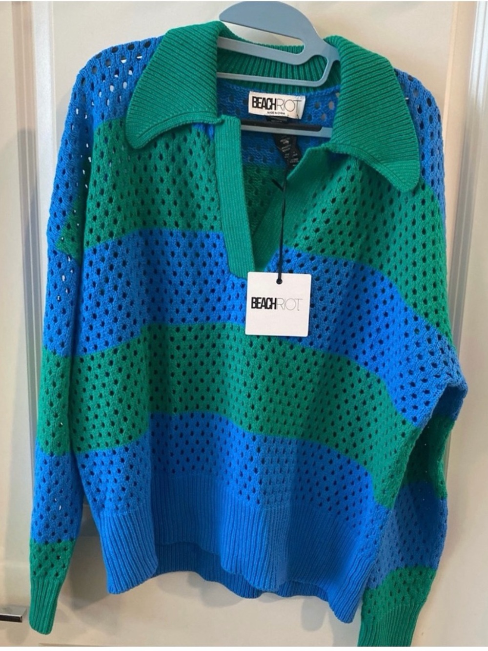 Beach Riot Women’s Open-Knit V-Neck Sweater in Green and Blue L